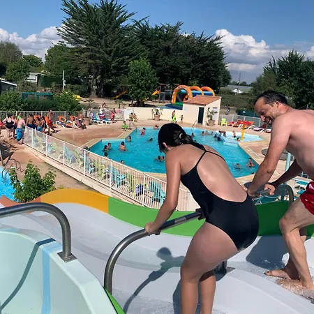 Parque de Campismo Le Ragis 3*