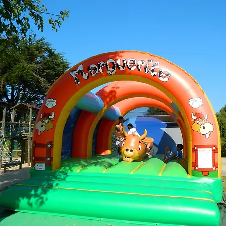 Le Ragis Parque de Campismo 3*