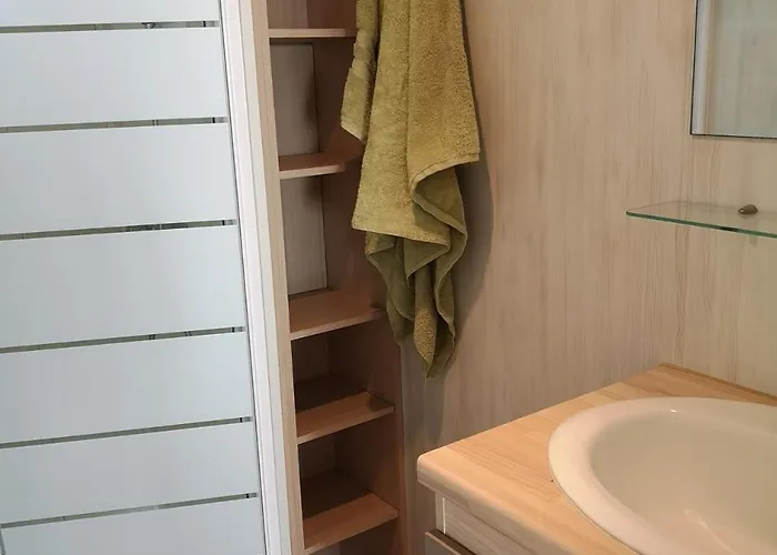 캠프장 Le Ragis 3*