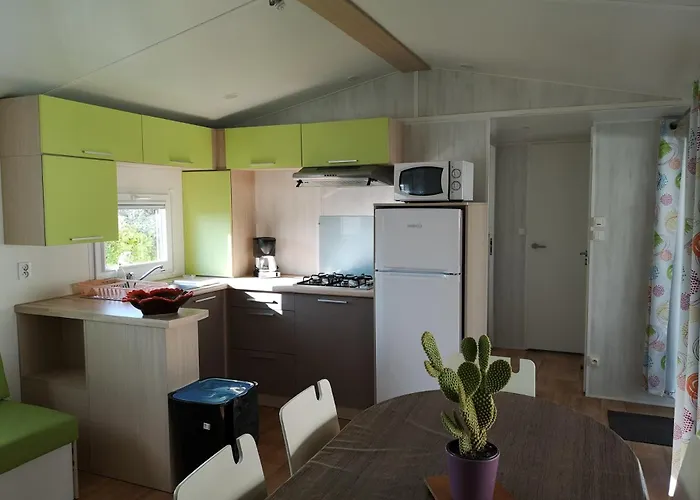 Le Ragis 캠프장 샬랑